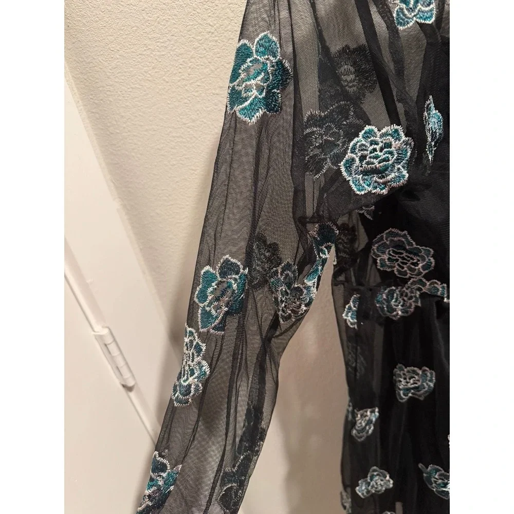Xhilaration Floral Embroidered Mesh Long Sleeve Dress Size L
